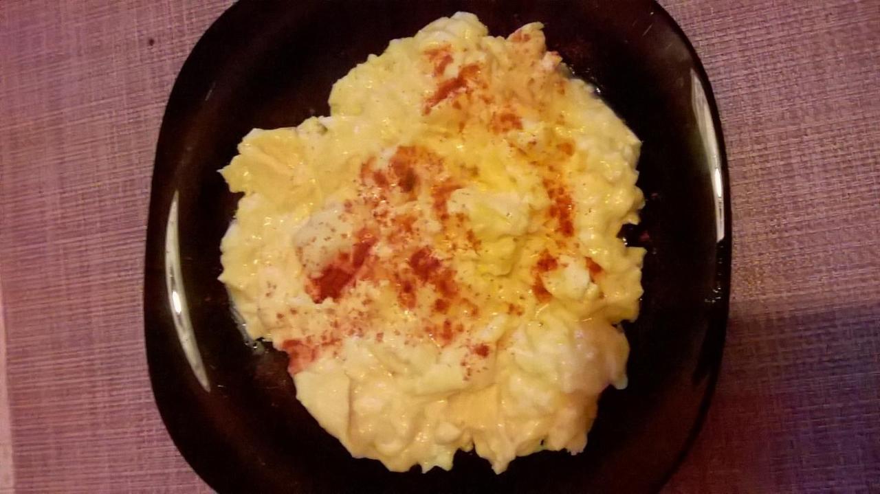 Attila Vendégház Tápiószentmárton Esterno foto